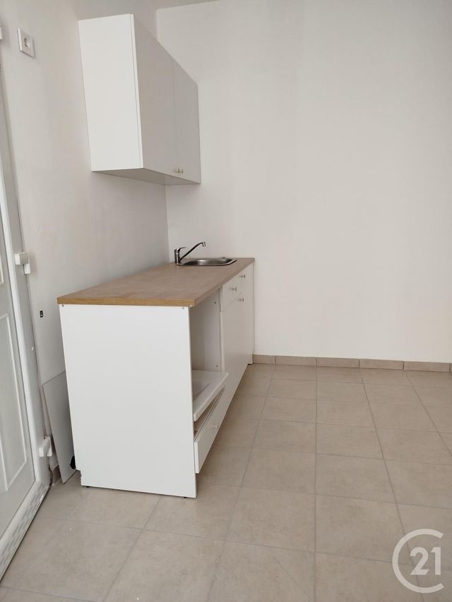 Appartement T1 à louer - 1 pièce - 14.83 m2 - GUITRES - 33 - AQUITAINE - Century 21 G&B Immobilier